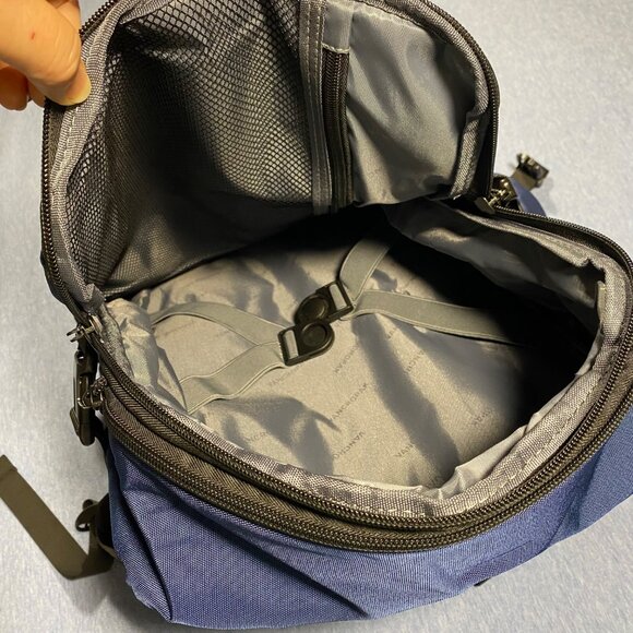 Expandable Vancropak Travel Backpack With Multiple Compartments & Straps - Picture 3 of 6